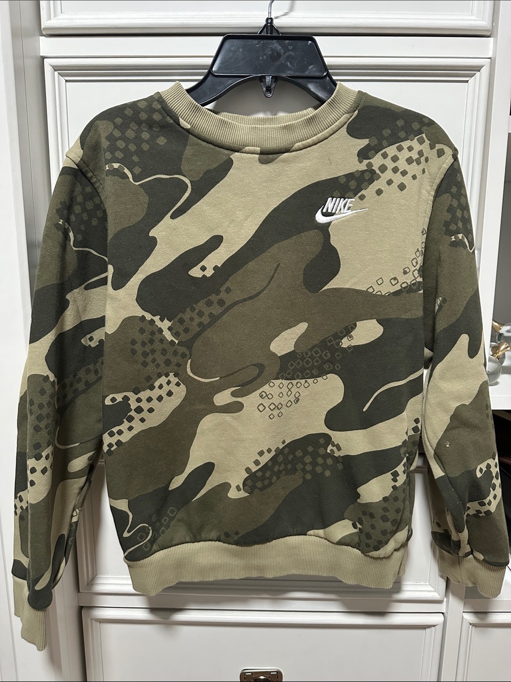 Nike Men’s Camo Crewneck Sweatshirt - Olive/Beige